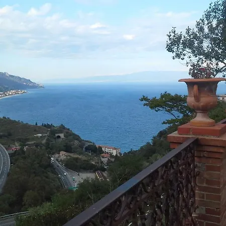 La Cage Aux Folles B&B-3